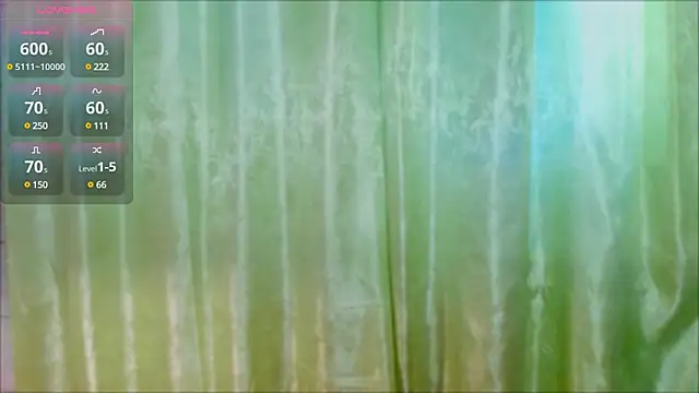 Snapshot of Regina__blue chatting on 02-28-25, 02:20 Regina blue online show from 02-28-25, 02:20