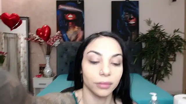 Snapshot of MissJuliax chatting on 02-28-25, 05:59 MissJuliax online show from 02-28-25, 05:59