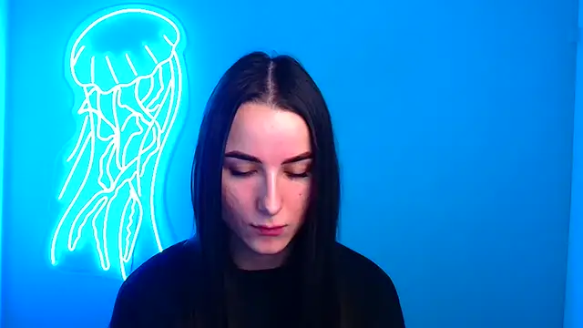 Eva Janee online show from 12-20-24, 06:50