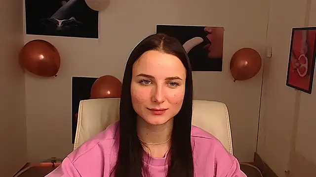 Eva Janee online show from 02-28-25, 10:20
