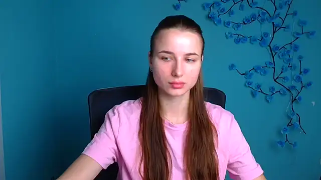 Snapshot of Eva_Janee chatting on 06-18-26, 05:41 Eva Janee online show from 06-18-26, 05:41