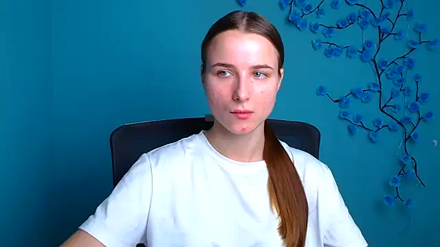 Snapshot of Eva_Janee chatting on 06-24-26, 05:39 Eva Janee online show from 06-24-26, 05:39