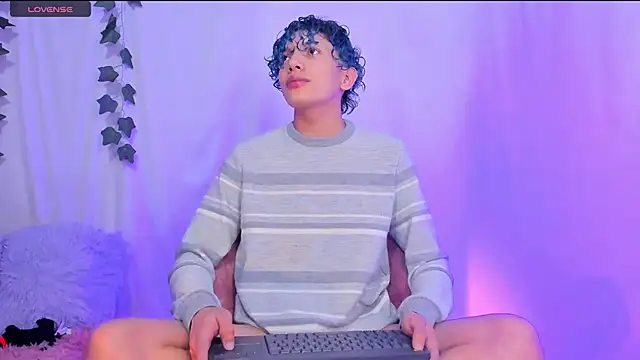 Im Alejo online show from 03-14-25, 02:10