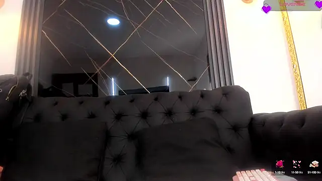 EvaaLovia1 online show from 09-23-25, 01:47