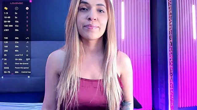 EvaaLovia1 online show from 05-30-26, 04:04
