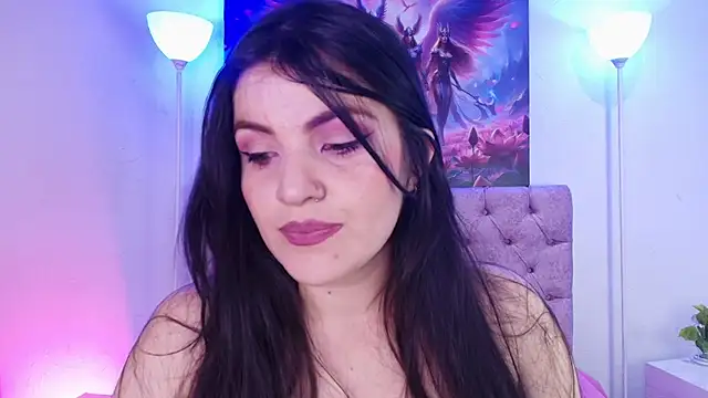 Snapshot of Amara_vega chatting on 03-21-25, 11:44 Amara vega online show from 03-21-25, 11:44