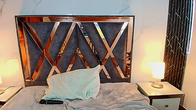 Snapshot of Amara_vega chatting on 11-26-25, 01:12 Amara vega online show from 11-26-25, 01:12