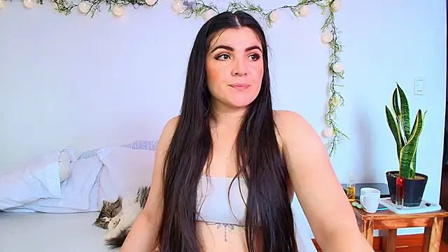 Snapshot of Amara_vega chatting on 04-23-26, 03:14 Amara vega online show from 04-23-26, 03:14