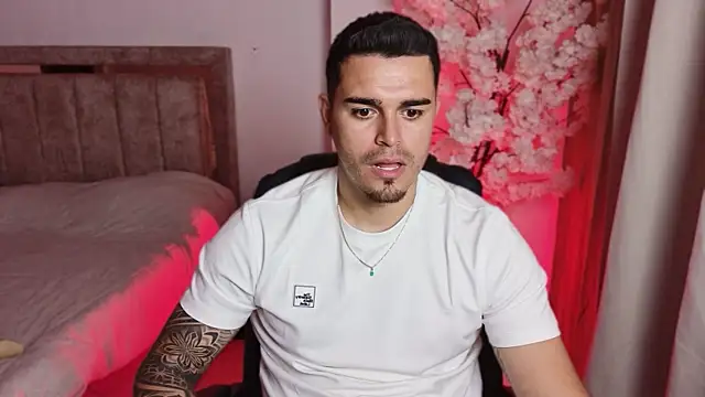 Axel Big cock online show from 08-01-26, 01:27