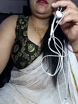 Snapshot of sneha_rose chatting on 05-04-26, 04:36 sneha rose online show from 05-04-26, 04:36