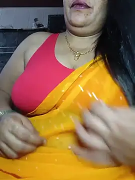 Snapshot of sneha_rose chatting on 06-04-26, 05:57 sneha rose online show from 06-04-26, 05:57