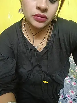 Snapshot of Sexyranibhabhi chatting on 06-06-26, 02:00 Sexyranibhabhi online show from 06-06-26, 02:00