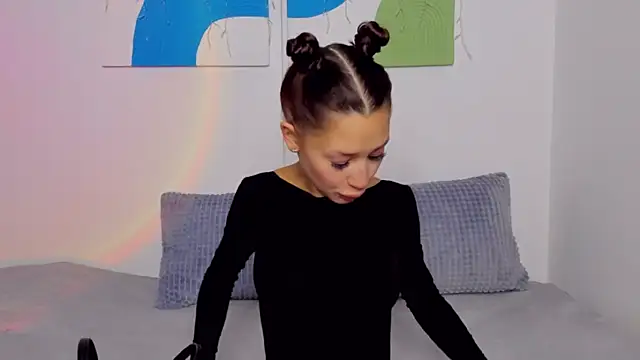 Snapshot of SelenaRousey chatting on 03-13-25, 05:33 SelenaRousey online show from 03-13-25, 05:33