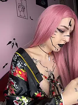 Snapshot of MoonAgnes chatting on 01-04-25, 08:48 MoonAgnes online show from 01-04-25, 08:48