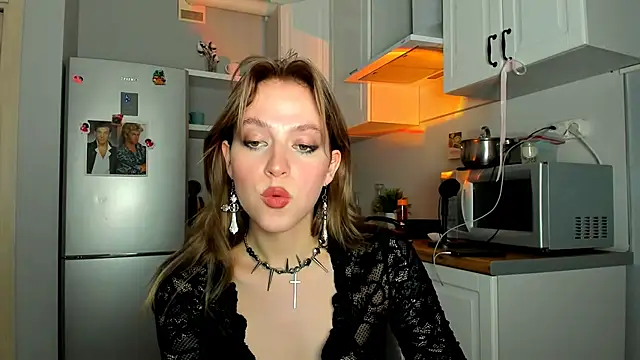 Niky  Jess online show from 02-10-25, 05:09