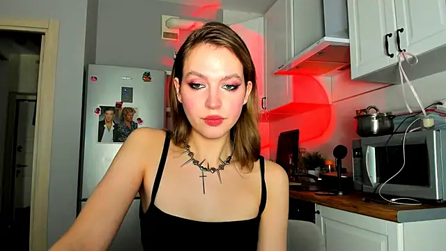 Niky  Jess online show from 02-18-25, 03:32