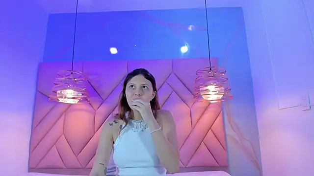 AngelaaCute  online show from 03-11-25, 12:28