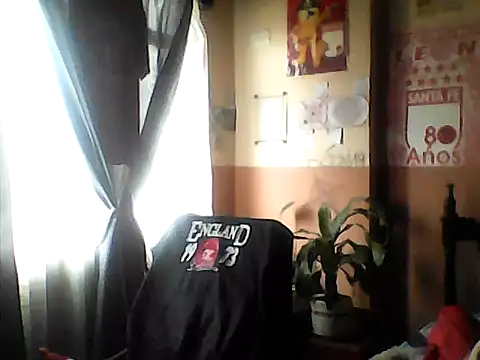 Snapshot of 2mgars chatting on 09-18-25, 03:58 2mgars online show from 09-18-25, 03:58