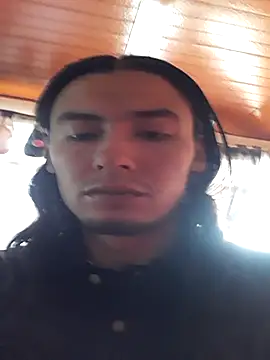 Snapshot of 2mgars chatting on 09-19-25, 01:12 2mgars online show from 09-19-25, 01:12