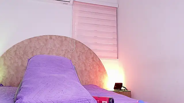 Snapshot of anisha_x chatting on 02-14-26, 07:21 anisha x online show from 02-14-26, 07:21