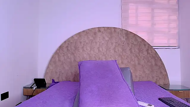 Snapshot of anisha_x chatting on 03-02-26, 07:21 anisha x online show from 03-02-26, 07:21