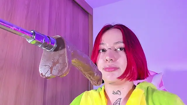 annika taylor online show from 03-03-25, 03:08