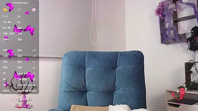 Snapshot of Giinger_gap chatting on 10-30-25, 04:14 Giinger gap online show from 10-30-25, 04:14