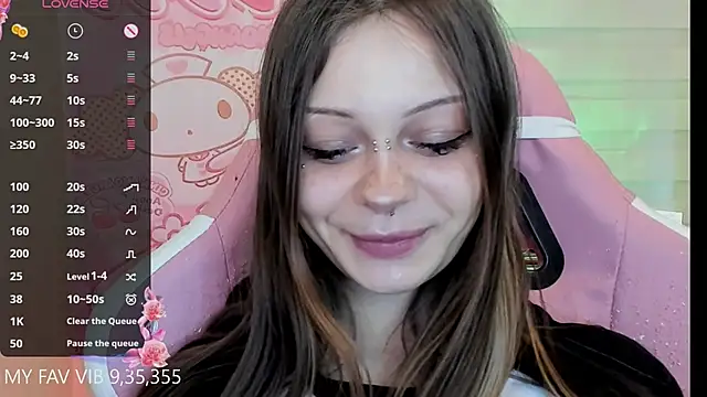 Snapshot of shy_melony chatting on 02-21-26, 02:07 shy melony online show from 02-21-26, 02:07