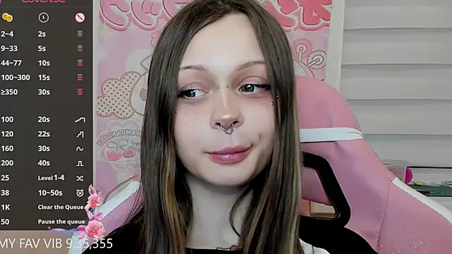 Snapshot of shy_melony chatting on 02-27-26, 11:54 shy melony online show from 02-27-26, 11:54