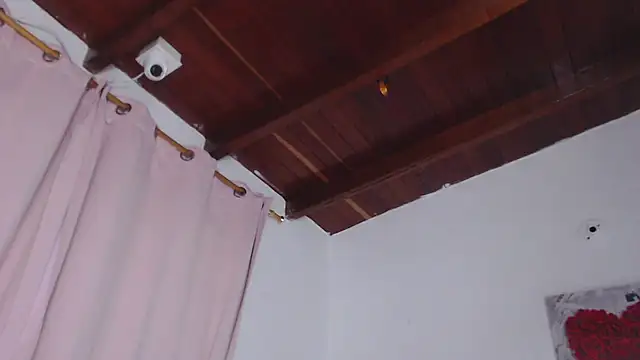 Amara Red online show from 10-15-25, 11:10