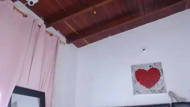 Amara Red online show from 11-19-25, 11:10