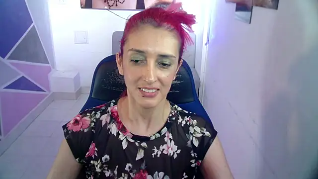 Snapshot of Ruby_Your_Milf chatting on 01-08-25, 09:01 Ruby Your Milf online show from 01-08-25, 09:01