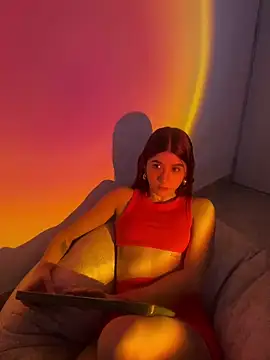 AnnyCherry  online show from 01-04-25, 07:23