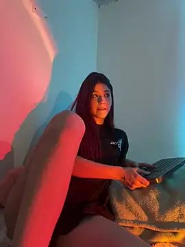 AnnyCherry  online show from 02-04-25, 04:15