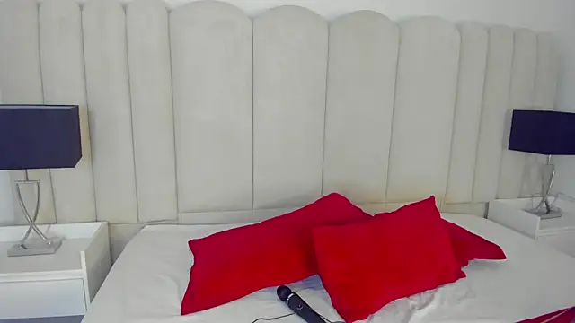 AnnyCherry  online show from 12-02-25, 11:34