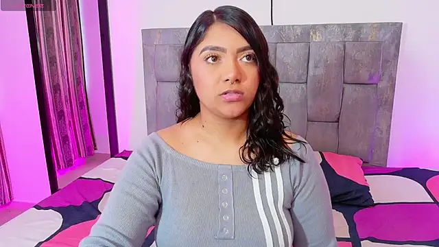 Snapshot of DIANEE_01 chatting on 06-30-26, 10:55 DIANEE 01 online show from 06-30-26, 10:55