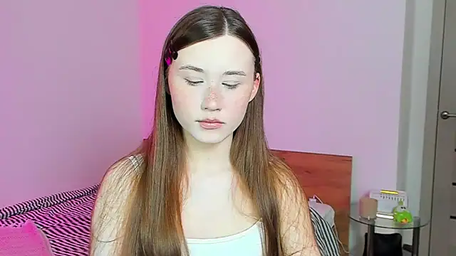 Snapshot of Stella_Sunny chatting on 11-04-25, 04:22 Stella Sunny online show from 11-04-25, 04:22