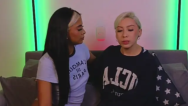 Snapshot of jane_hart_ chatting on 03-07-25, 01:09 jane hart online show from 03-07-25, 01:09