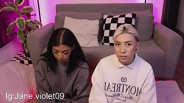 Snapshot of jane_hart_ chatting on 10-19-25, 11:38 jane hart online show from 10-19-25, 11:38