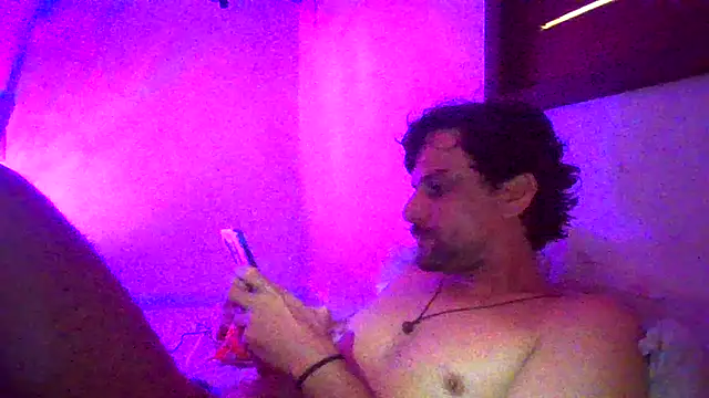 couplemilk online show from 04-12-26, 03:50