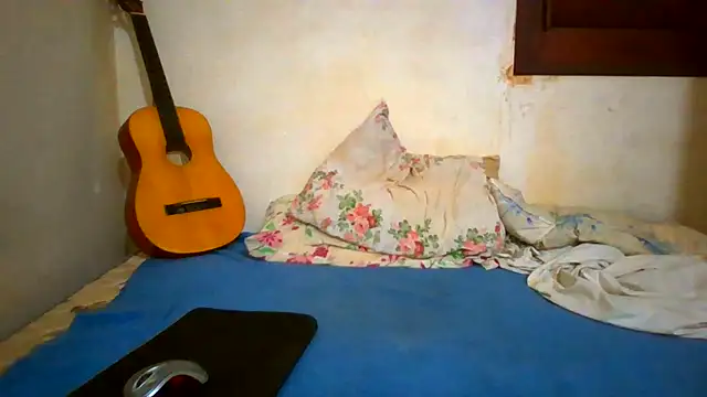 couplemilk online show from 06-14-26, 09:06