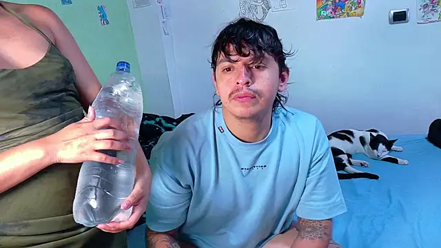 Snapshot of clydexxxbunny chatting on 01-16-25, 01:47 clydexxxbunny online show from 01-16-25, 01:47