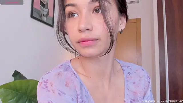 Snapshot of Adriennesexxx chatting on 09-16-25, 10:16 Adriennesexxx online show from 09-16-25, 10:16