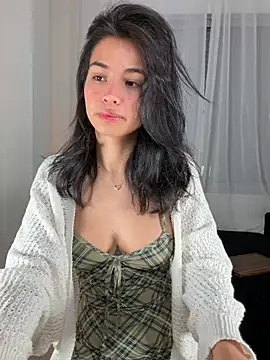Snapshot of Adriennesexxx chatting on 05-01-26, 10:20 Adriennesexxx online show from 05-01-26, 10:20