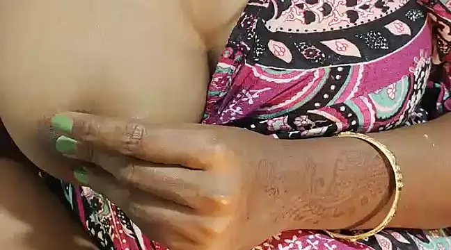 Snapshot of Anjali_cute-Pondati chatting on 02-27-25, 08:06 Anjali cute-Pondati online show from 02-27-25, 08:06