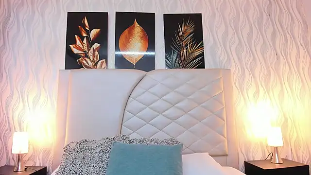 Snapshot of Amberr_Greyy chatting on 02-08-25, 02:38 Amberr Greyy online show from 02-08-25, 02:38