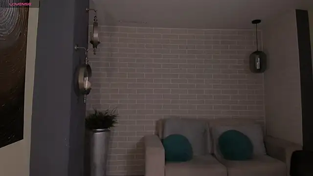 DolcieElliot online show from 02-05-25, 11:02