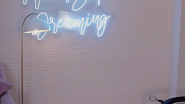 DolcieElliot online show from 03-07-25, 06:00