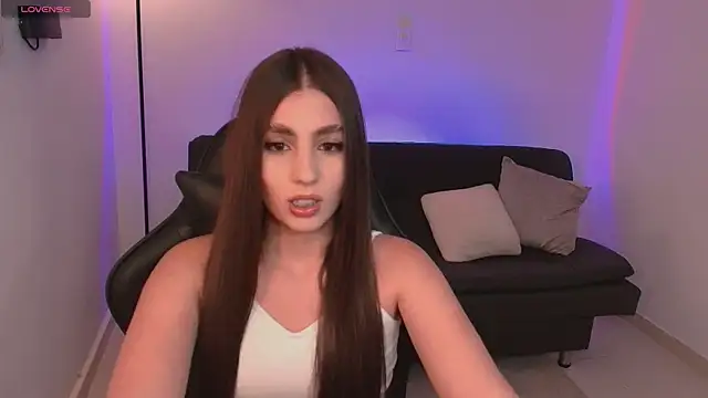 DolcieElliot online show from 10-17-25, 08:00