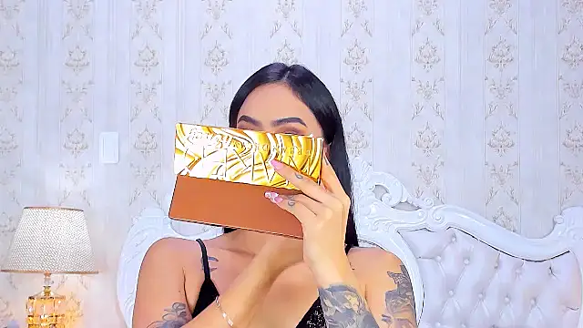 Snapshot of GiahDaniels chatting on 12-12-24, 10:20 GiahDaniels online show from 12-12-24, 10:20